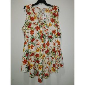 Beautiful Plus Size Long Length Floral Blouse Size 3X with front v neck ties